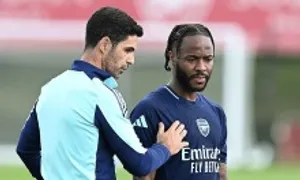 Arteta: 'Quyết định tuyển mộ Sterling trong 10 giây'